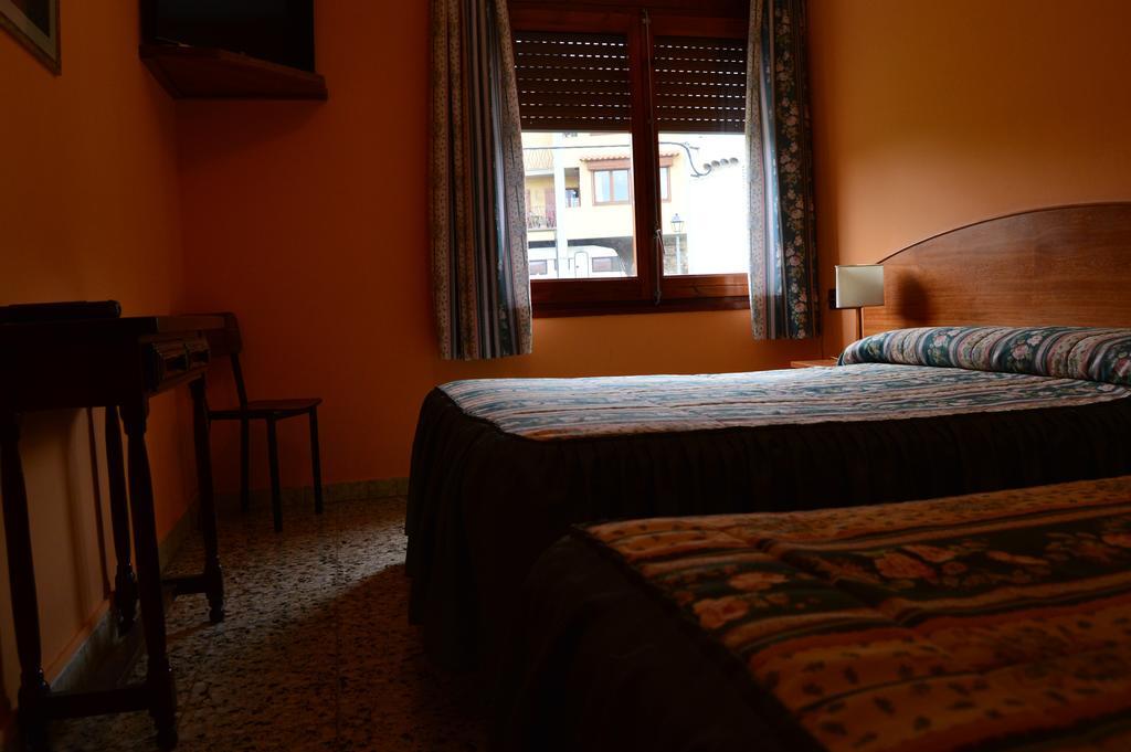 Hostal L'Escon Llanars Kültér fotó