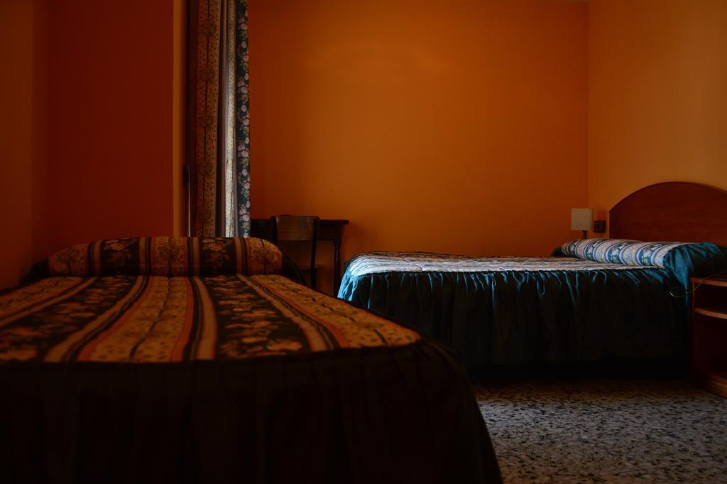 Hostal L'Escon Llanars Kültér fotó