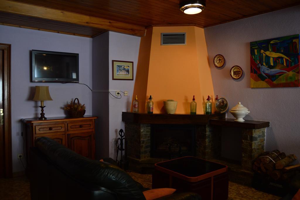 Hostal L'Escon Llanars Kültér fotó